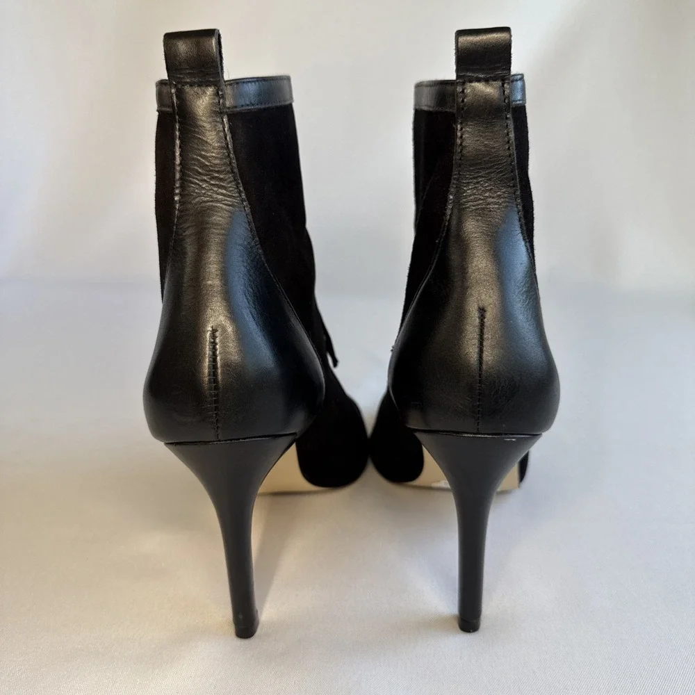 Saks Fifth Avenue Emilie Black Leather Stiletto Zip On Ankle‎ Boots Tassel Sz 8